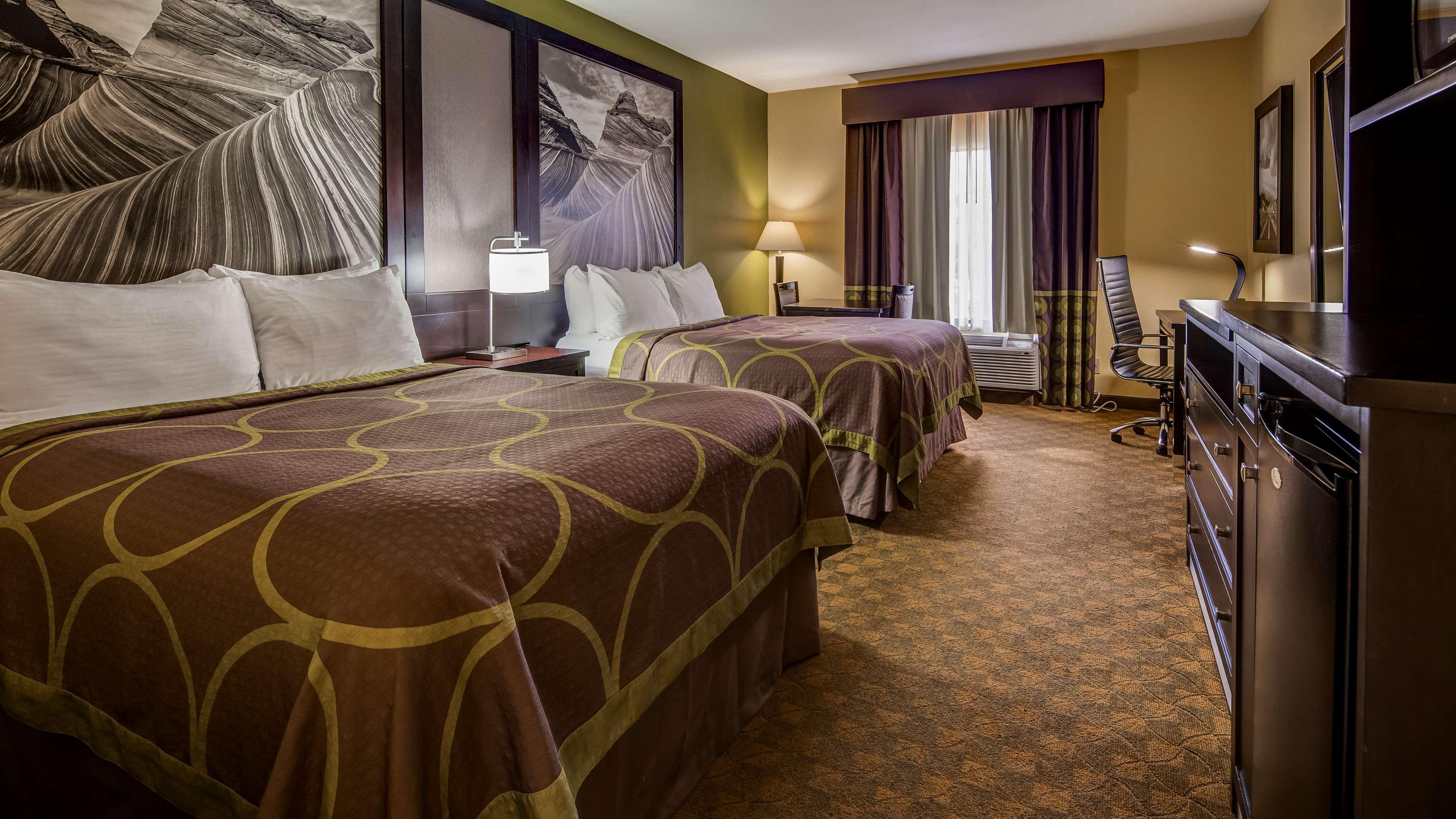 Surestay Plus Hotel By Best Western Alvin Esterno foto