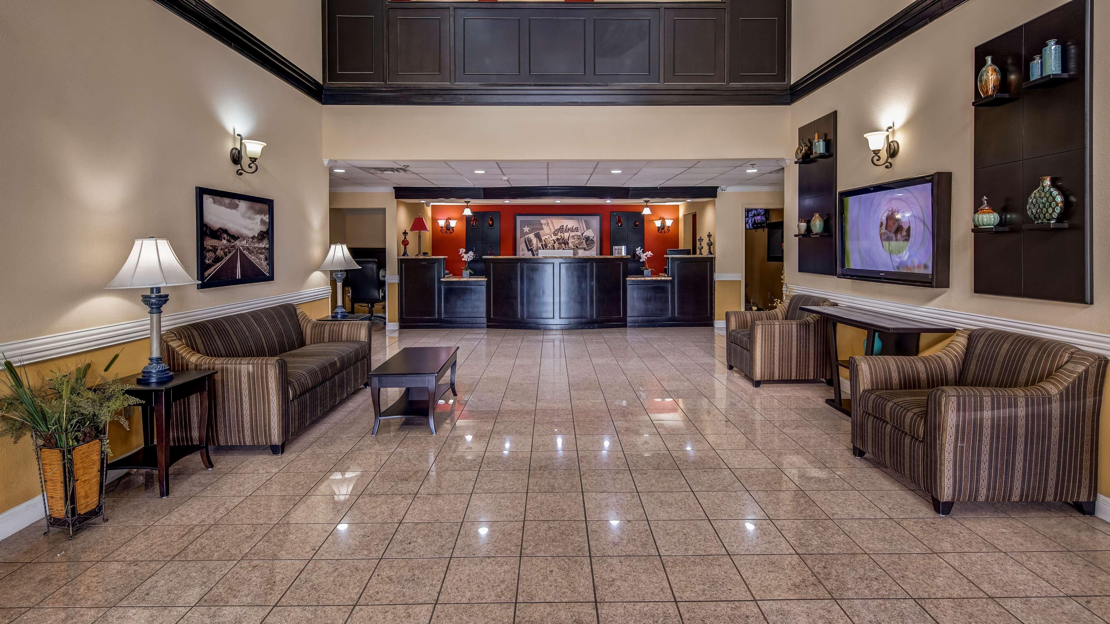 Surestay Plus Hotel By Best Western Alvin Esterno foto